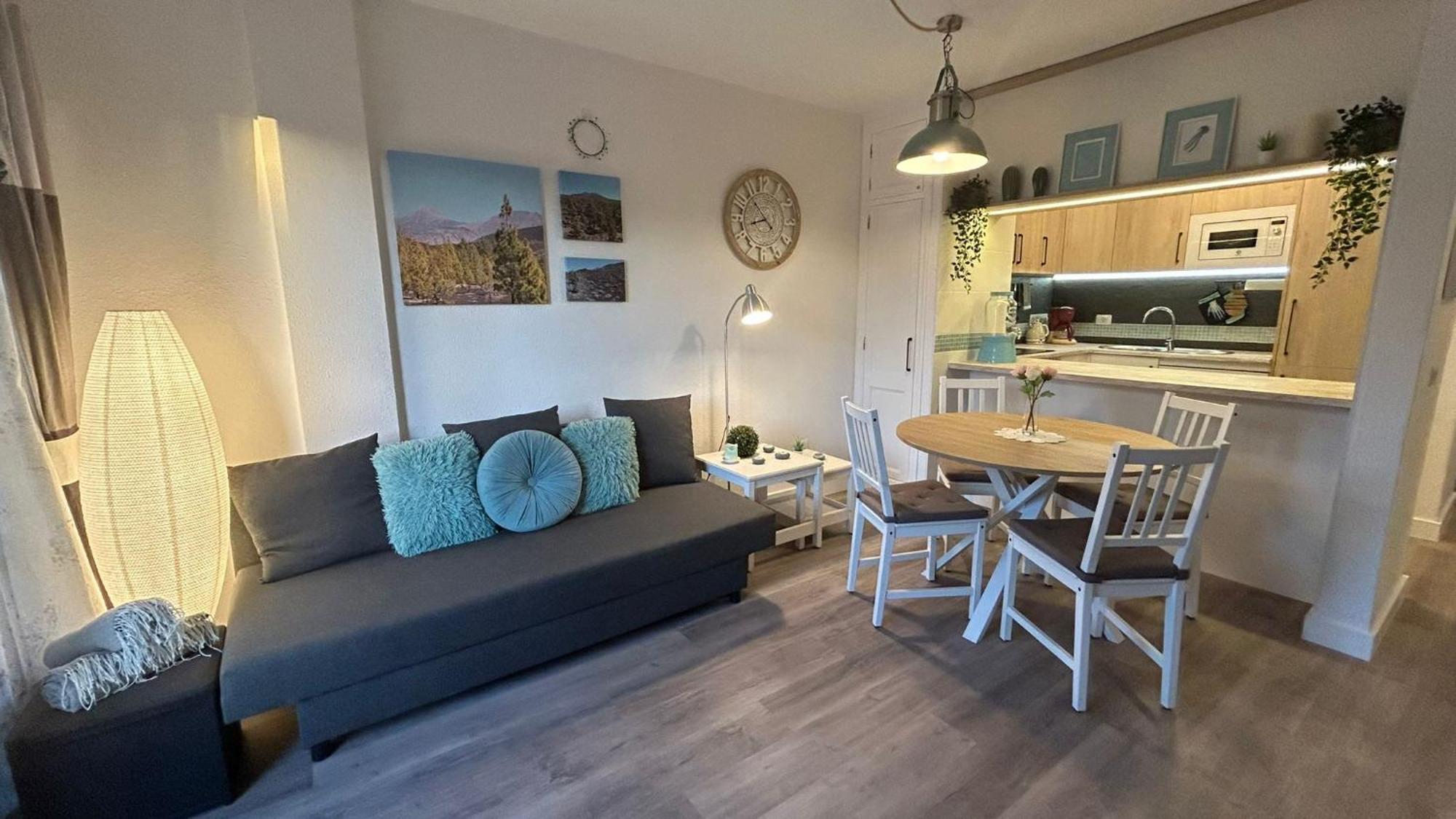 Huebsche Ferienwohnung Mit 2 Schlafzimmern, Pool Und Wlan, Strandnaehe Callao Salvaje Exterior foto